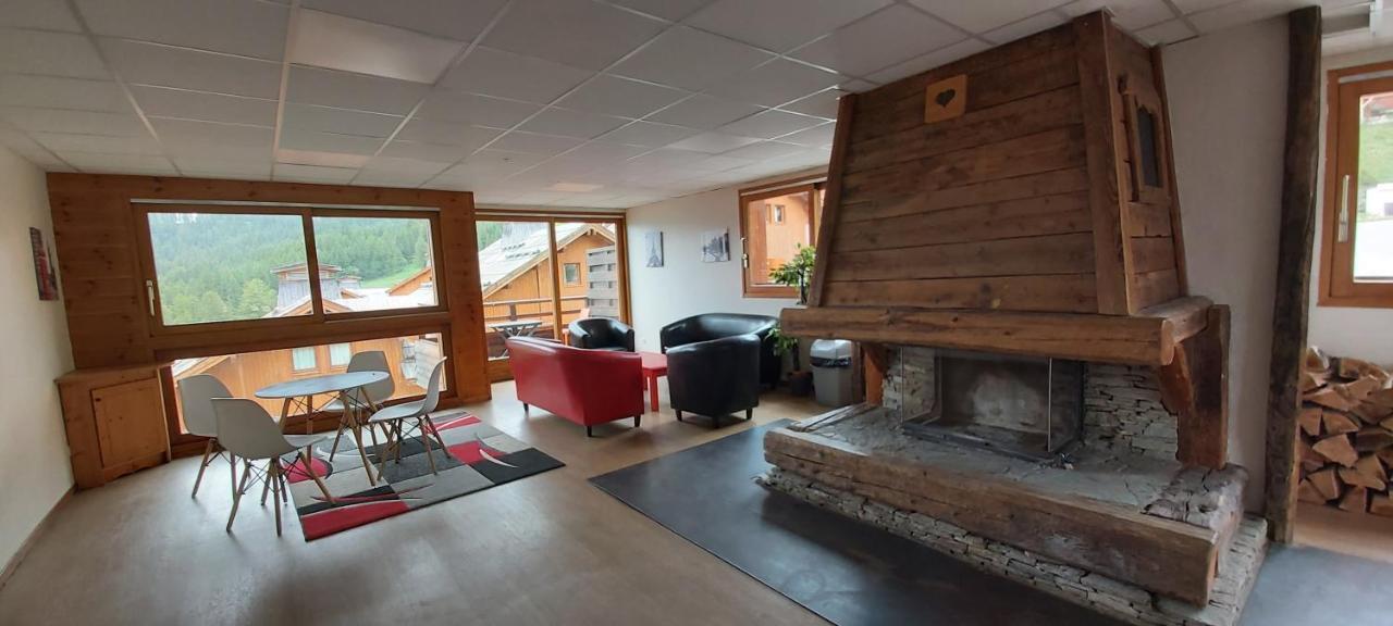 Locabed Le Hameau Des Ecrins Lägenhet Puy-Saint-Vincent Exteriör bild
